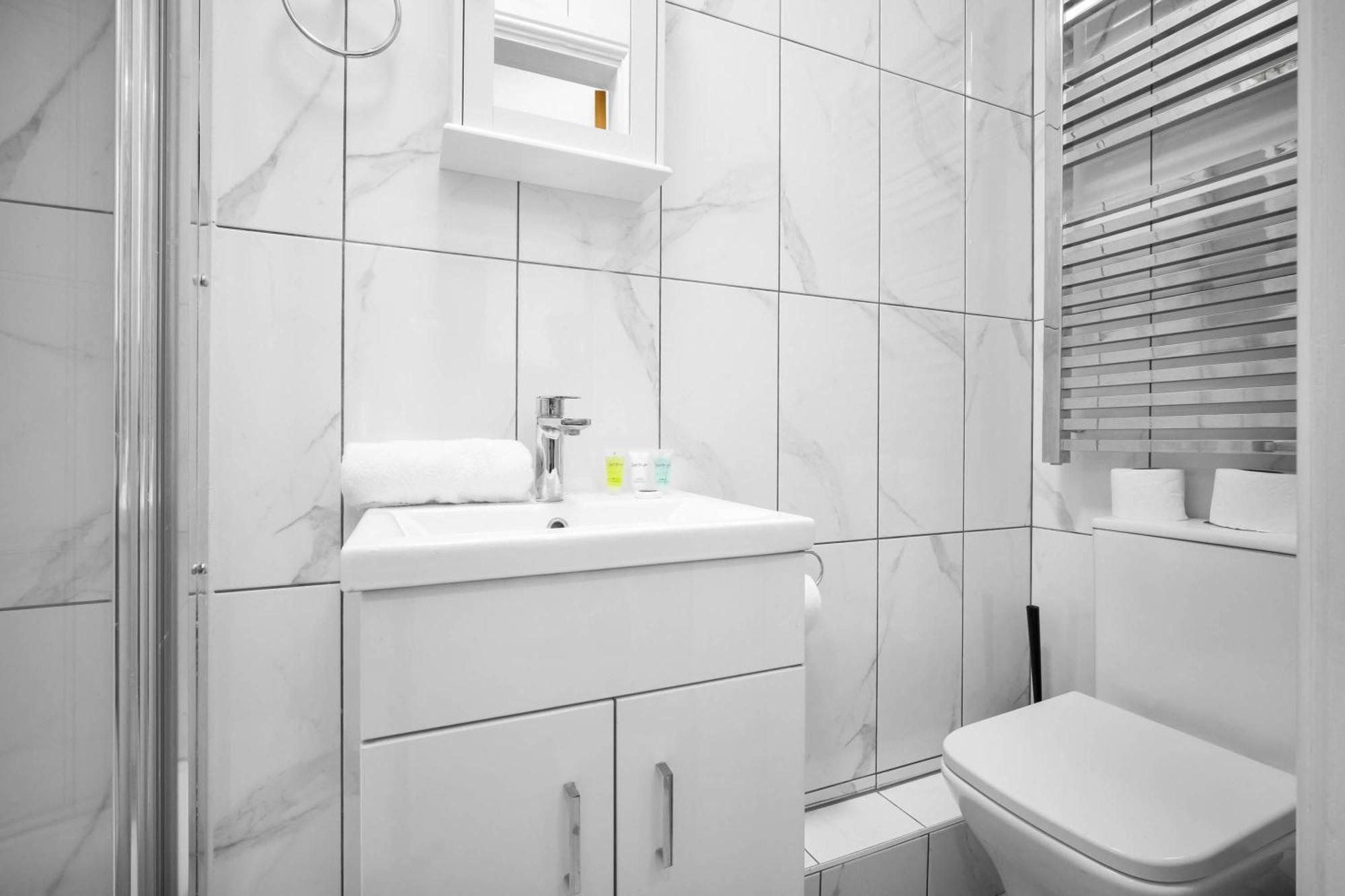 Luxury Apartment - Wifi - Smart Tv - Near City Centre - 2Mr Бирмингем Номер фото